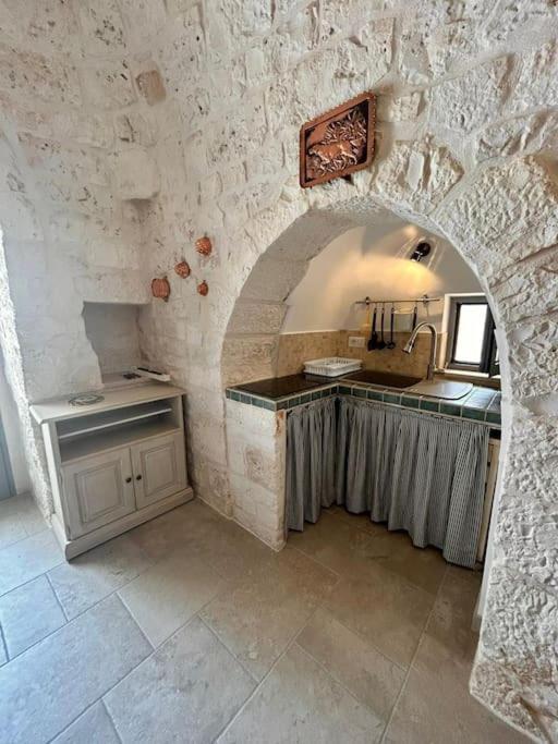 Iconico - Authentic Trulli Experience Apartment Cisternino Exterior photo